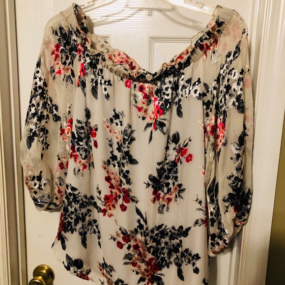 White House Black Market Pink Relaxed Smocked Blouse - Picture 8 of 12